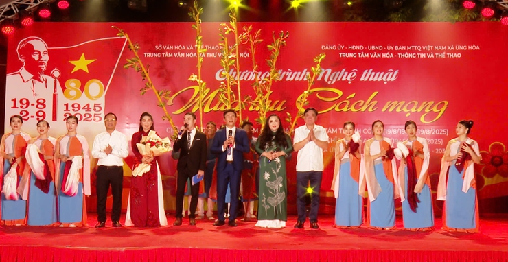 Ứng Hoà: Chào mừng thành công Đại hội đại biểu Đảng bộ xã lần thứ nhất, 80 năm cách mạng tháng Tám và Quốc khánh 2/9.- Ảnh 7.
