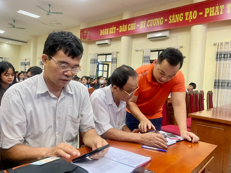 Tập huấn ứng dụng công nghệ thông tin, chuyển đổi số trong thực hiện thủ tục hành chính- Ảnh 3.