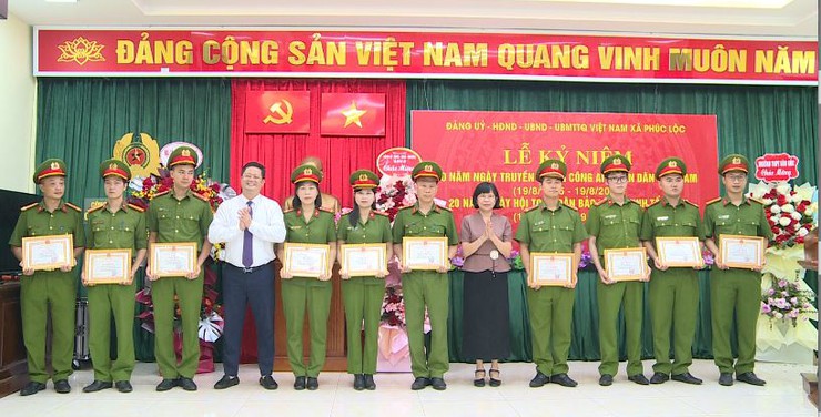 Phúc Lộc tổ chức Lễ kỷ niệm 80 năm Ngày truyền thống Công an nhân dân Việt Nam, 20 năm Ngày hội toàn dân bảo vệ an ninh Tổ quốc- Ảnh 9.