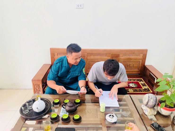 Nguyễn Tiến Hiếu tấm gương tuổi trẻ Tam Hưng xung phong viết đơn tình nguyện nhập ngũ- Ảnh 1.