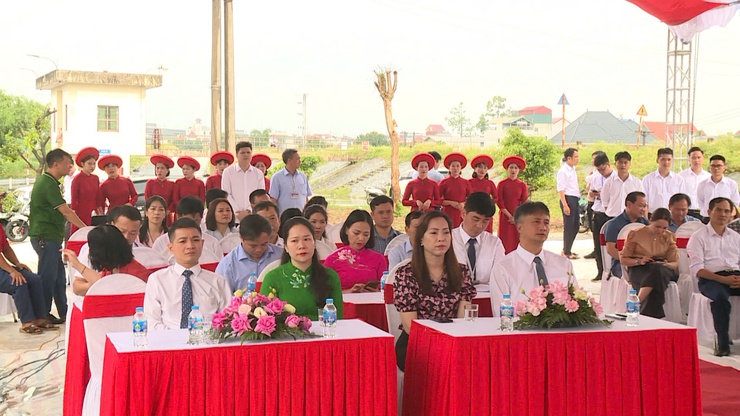 Đảng ủy – HĐND - UBND – UB MTTQ Việt Nam xã Vĩnh Thanh tổ chức Lễ khởi công công trình Xây dựng trường mầm non thôn Hải Bối.

- Ảnh 3.