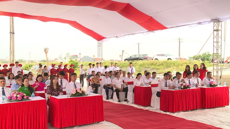 Đảng ủy – HĐND - UBND – UB MTTQ Việt Nam xã Vĩnh Thanh tổ chức Lễ khởi công công trình Xây dựng trường mầm non thôn Hải Bối.

- Ảnh 2.