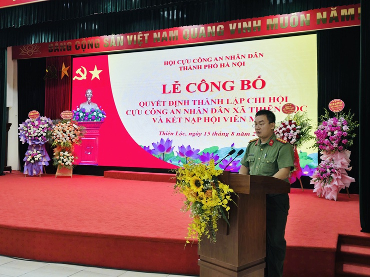Lễ công bố Quyết định thành lập Chi hội Cựu Công an nhân dân xã Thiên Lộc và kết nạp hội viên mới.- Ảnh 9.