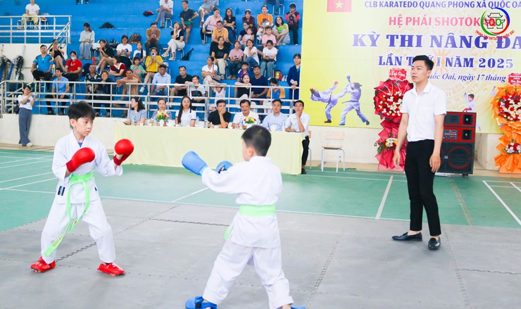 Gần 200 võ sinh CLB Karatedo Quang Phong tham gia kỳ thi nâng đai lần thứ Nhất năm 2025- Ảnh 13.