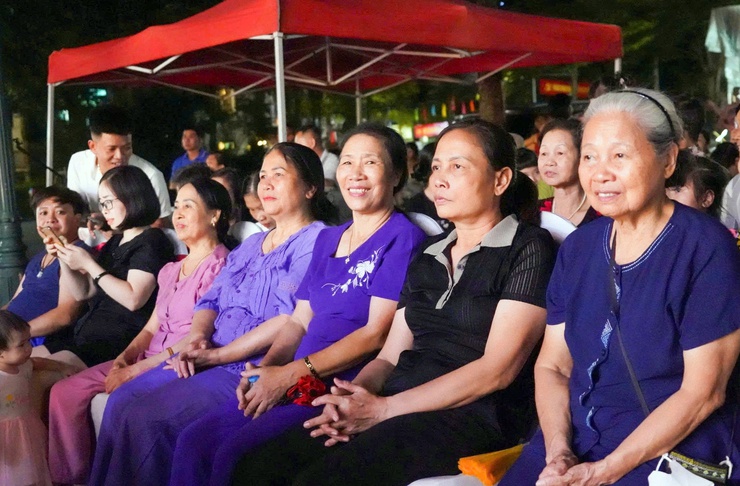 Chương Mỹ chào mừng thành công Đại hội đại biểu Đảng bộ phường lần thứ I, nhiệm kỳ 2025 – 2030; chào mừng kỷ niệm các ngày lễ lớn của đất nước- Ảnh 8.