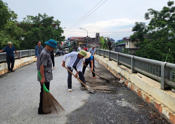 Rực rỡ cờ hoa chào mừng Đại hội đại biểu Đảng bộ xã- Ảnh 12.