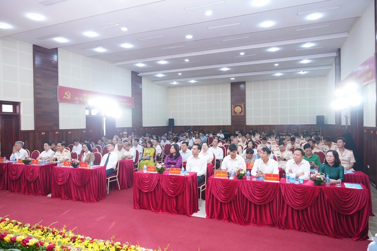 Đảng ủy- HĐND- UBND- Ủy ban MTTQ Việt Nam xã Phù Đổng tổ chức Lễ Kỷ niệm 80 năm Ngày truyền thống Công an Nhân dân Việt Nam (19/8/1945 - 19/8/2025)- Ảnh 1.