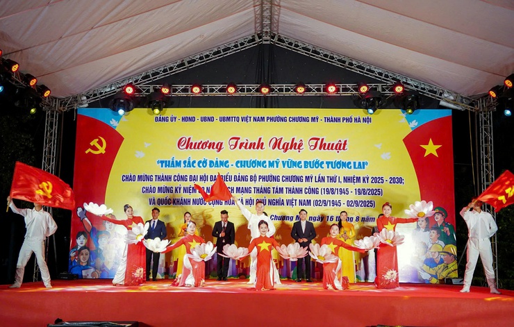 Chương Mỹ chào mừng thành công Đại hội đại biểu Đảng bộ phường lần thứ I, nhiệm kỳ 2025 – 2030; chào mừng kỷ niệm các ngày lễ lớn của đất nước- Ảnh 7.