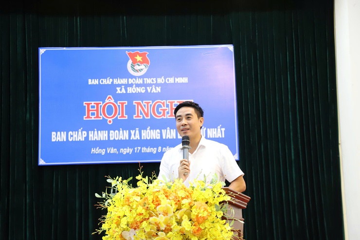 Đoàn Thanh niên xã Hồng Vân tổ chức hội nghị công bố quyết định của Thành đoàn Hà Nội về thành lập và chỉ định nhân sự; gắn biển công trình thanh niên “ Đường cờ Tổ Quốc”- Ảnh 3.
