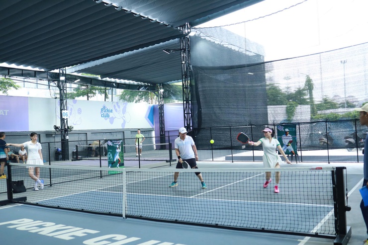 235 vận động viên tham gia Giải Thể dục Thể thao
chào mừng thành công Đại hội Đảng bộ phường Xuân Đỉnh lần thứ I nhiệm kỳ 2025-2030
- Ảnh 3.