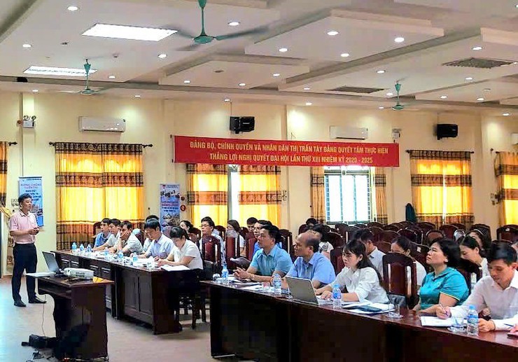 Phòng giao dịch Ngân hàng Chính sách xã hội Ba Vì tổ chức Hội nghị Tập huấn công tác ủy thác cho vay giữa Ngân hàng Chính sách xã hội và các tổ chức chính trị - xã hội- Ảnh 2.