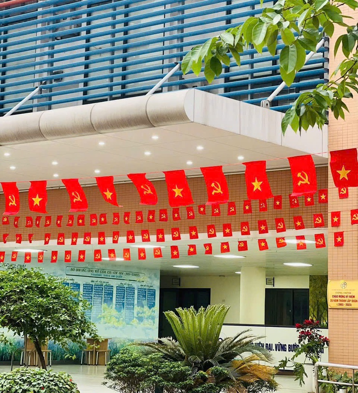 Hình ảnh tuyên truyền, cổ động trực quan chào mừng Đại hội đại biểu Đảng bộ phường Bồ Đề lần thứ I, nhiệm kỳ 2025 - 2030- Ảnh 20.