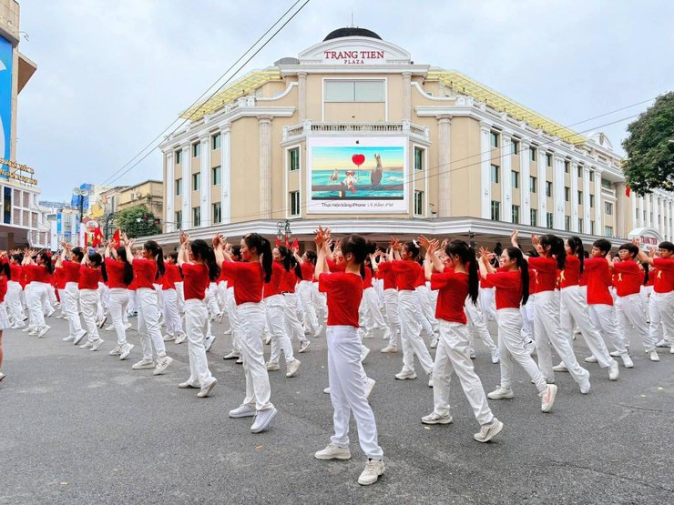 SẮC MÀU TUỔI TRẺ – GIAI ĐIỆU TỔ QUỐC- Ảnh 1.