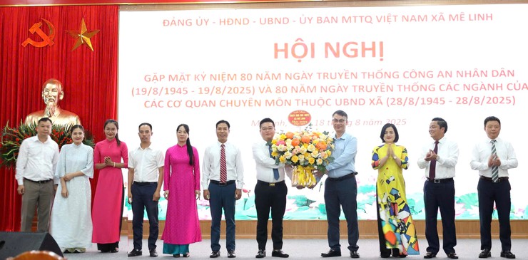 Mê Linh: Gặp mặt kỷ niệm 80 năm ngày truyền thống các ngành- Ảnh 5.