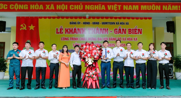 Lễ khánh thành, gắn biển công trình chào mừng Đại hội Đảng bộ xã Hoà Xá lần thứ I, nhiệm kỳ 2025 – 2030- Ảnh 1.