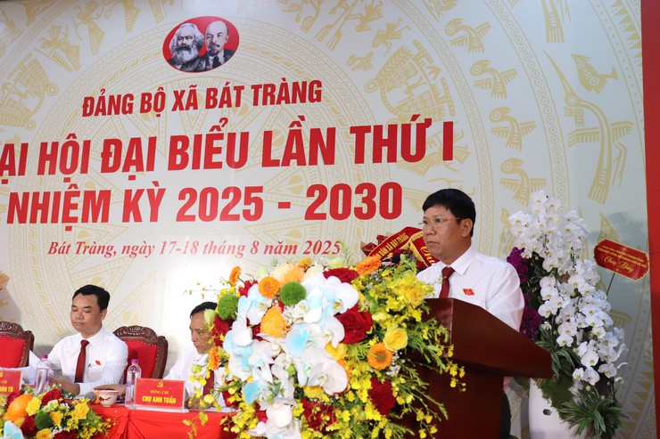 Đại hội đại biểu Đảng bộ xã Bát Tràng lần thứ I, nhiệm kỳ 2025-2030 thành công tốt đẹp- Ảnh 5.
