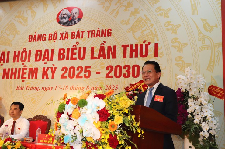 Đại hội đại biểu Đảng bộ xã Bát Tràng lần thứ I, nhiệm kỳ 2025-2030 thành công tốt đẹp- Ảnh 6.
