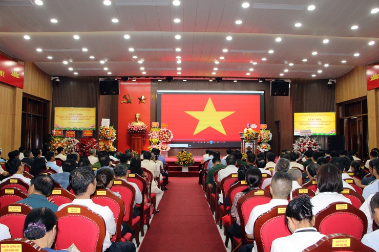 Chương Mỹ kỷ niệm 80 năm ngày truyền thống Công an nhân dân Việt Nam 19/08/1945-19/08/2025 và 20 năm Ngày hội toàn dân bảo vệ an ninh Tổ quốc- Ảnh 1.