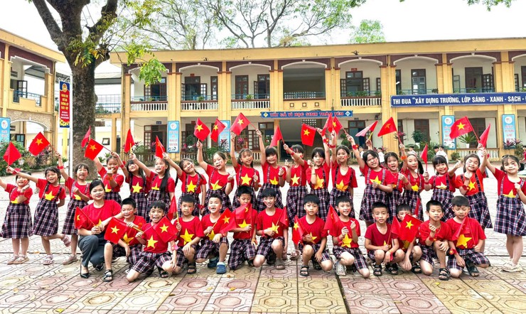 "Màu cờ tôi yêu" – Lan tỏa niềm tự hào dân tộc- Ảnh 1.