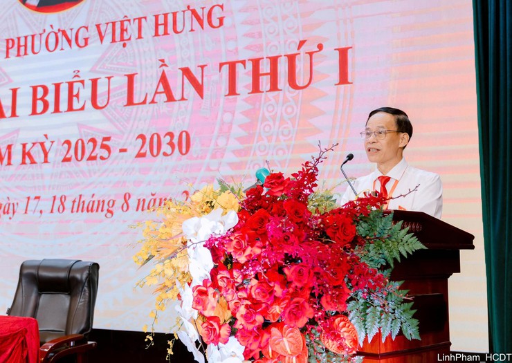 Chào mừng thành công Phiên thứ nhất Đại hội đại biểu 
Đảng bộ phường Việt Hưng lần thứ I, nhiệm kỳ 2025-2030- Ảnh 7.