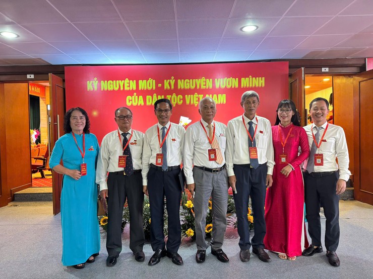 Chào mừng thành công Phiên thứ nhất Đại hội đại biểu 
Đảng bộ phường Việt Hưng lần thứ I, nhiệm kỳ 2025-2030- Ảnh 15.