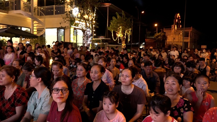 Chương trình nghệ thuật chúc mừng thành công Đại hội đại biểu Đảng bộ xã Mỹ Đức lần thứ I, nhiệm kỳ 2025 - 2030- Ảnh 8.