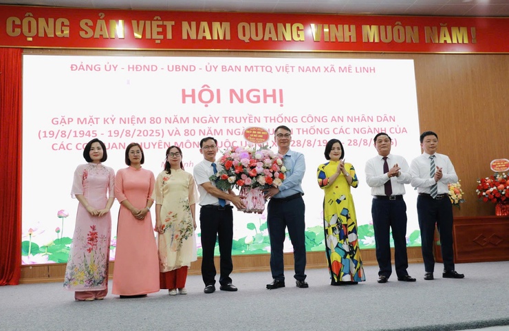 Mê Linh: Gặp mặt kỷ niệm 80 năm ngày truyền thống các ngành- Ảnh 3.