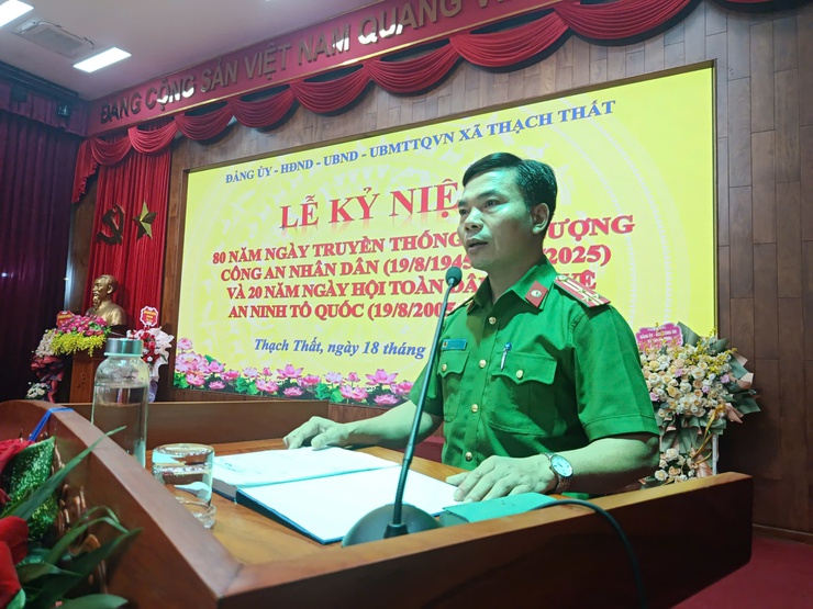 Thạch Thất long trọng kỷ niệm 80 năm Ngày truyền thống Công an Nhân dân và 20 năm Ngày hội Toàn dân bảo vệ An ninh Tổ quốc - Ảnh 3.