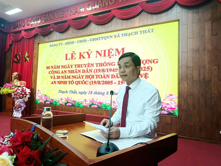 Thạch Thất long trọng kỷ niệm 80 năm Ngày truyền thống Công an Nhân dân và 20 năm Ngày hội Toàn dân bảo vệ An ninh Tổ quốc - Ảnh 2.