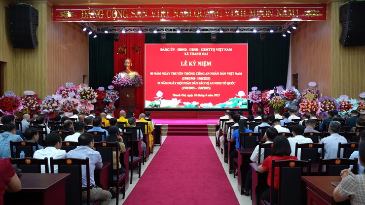 Xã Thanh Oai: Phát huy truyền thống 80 năm Công an nhân dân, xây dựng thế trận an ninh nhân dân vững chắc- Ảnh 1.