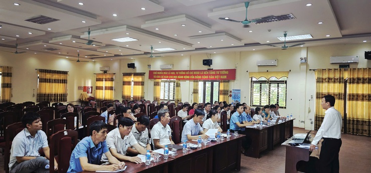 Phòng giao dịch Ngân hàng Chính sách xã hội Ba Vì tổ chức Hội nghị Tập huấn công tác ủy thác cho vay giữa Ngân hàng Chính sách xã hội và các tổ chức chính trị - xã hội- Ảnh 2.