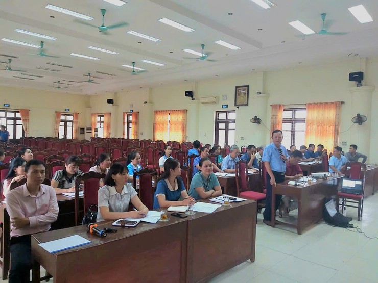 Phòng giao dịch Ngân hàng Chính sách xã hội Ba Vì tổ chức hội nghị tập huấn công tác ủy thác cho vay giữa Ngân hàng Chính sách xã hội và các tổ chức chính trị - xã hội- Ảnh 2.