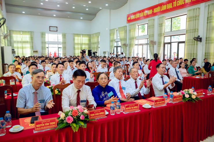 Đảng bộ xã Phúc Sơn tổ chức Đại hội lần thứ I, nhiệm kỳ 2025 – 2030: Khẳng định dấu mốc lịch sử trong tiến trình đổi mới và thực hiện chính quyền 2 cấp với phương châm "Đoàn kết - Dân chủ- Kỷ cương - đột phá -- Ảnh 1.