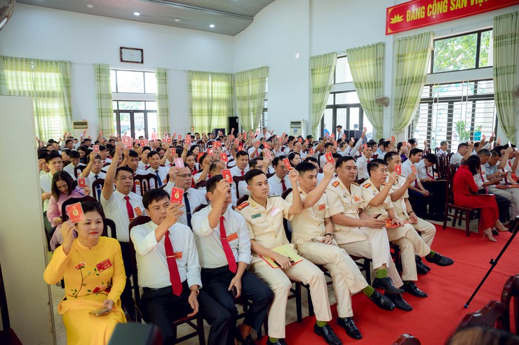 Đảng bộ xã Phúc Sơn tổ chức Đại hội lần thứ I, nhiệm kỳ 2025 – 2030: Khẳng định dấu mốc lịch sử trong tiến trình đổi mới và thực hiện chính quyền 2 cấp với phương châm "Đoàn kết - Dân chủ- Kỷ cương - đột phá -- Ảnh 3.