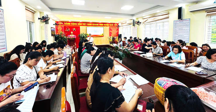 Trường Tiểu học Hoàng Liệt đẩy mạnh công tác tập huấn kiến thức đảm bảo vệ sinh an toàn thực phẩm cho cán bộ, giáo viên, nhân viên nhà trường- Ảnh 3.