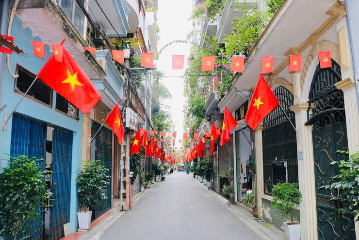 Khánh thành công trình đầu tiên của tổ dân phố chào mừng Đại hội đại biểu Đảng bộ phường Phúc Lợi lần thứ I, nhiệm kỳ 2025 - 2030.- Ảnh 3.