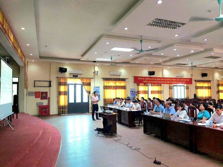 Phòng giao dịch Ngân hàng Chính sách xã hội Ba Vì tổ chức hội nghị tập huấn công tác ủy thác cho vay giữa Ngân hàng Chính sách xã hội và các tổ chức chính trị - xã hội- Ảnh 3.