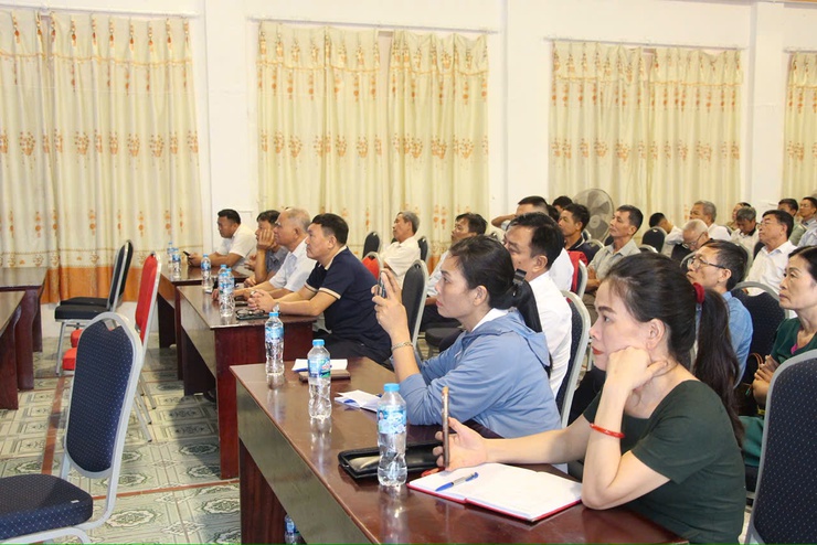 XÃ PHÚC SƠN THAM DỰ HỘI NGHỊ TRỰC TUYẾN TẬP HUẤN KỸ NĂNG SỐ CHO TỔ CHUYỂN ĐỔI SỐ CỘNG ĐỒNG- Ảnh 2.