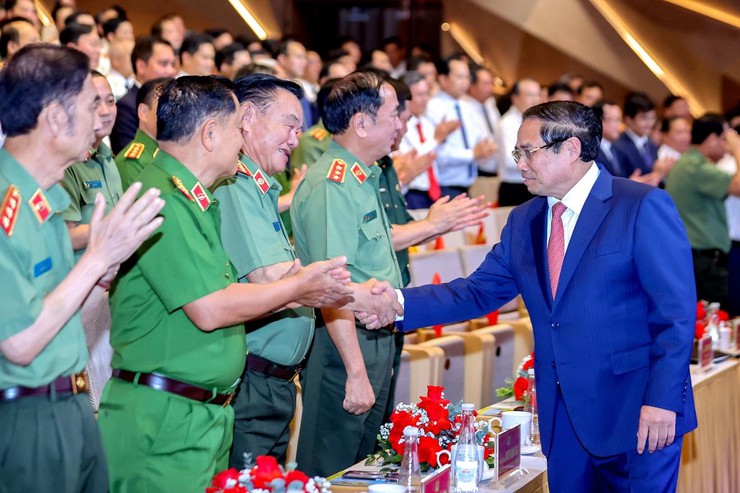 TỰ HÀO TRUYỀN THỐNG ANH HÙNG – 19/8 NGÀY TRUYỀN THỐNG CÔNG AN NHÂN DÂN VIỆT NAM- Ảnh 1.