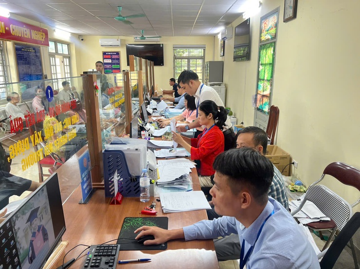 Hồng Vân phát động thi đua cải cách hành chính 6 tháng cuối năm 2025- Ảnh 1.