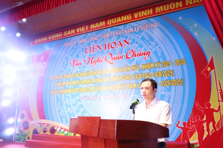 Liên hoan văn nghệ quần chúng chào mừng thành công Đại hội Đảng bộ xã lần thứ I, nhiệm kỳ 2025 – 2030; kỷ niệm 80 năm Cách mạng Tháng Tám và Quốc khánh 2/9- Ảnh 3.