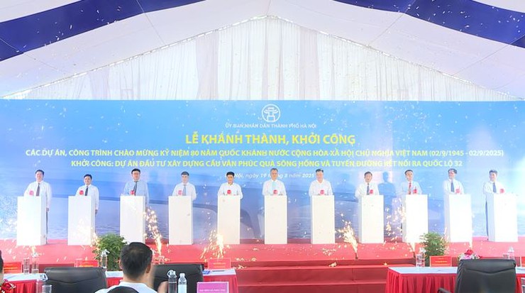 Hà Nội: Khởi công Dự án đầu tư xây dựng cầu Vân Phúc qua sông Hồng và tuyến đường nối Quốc lộ 32- Ảnh 3.