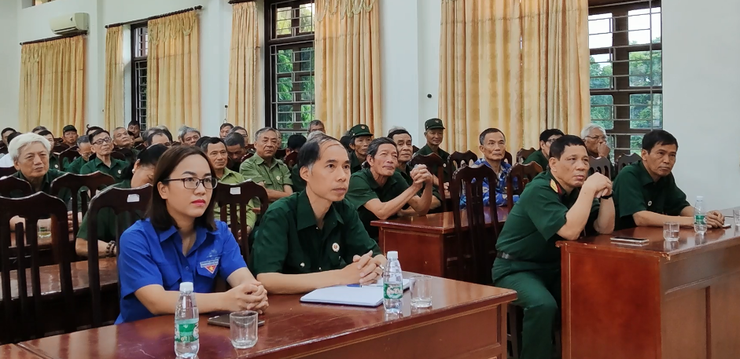 Hội nghị nói chuyện truyền thống kỷ niệm 80 năm Cách mạng Tháng Tám (19/8/1945 – 19/8/2025) và Quốc khánh nước Cộng hoà xã hội chủ nghĩa Việt Nam (2/9/1945 – 2/9/2025)- Ảnh 1.