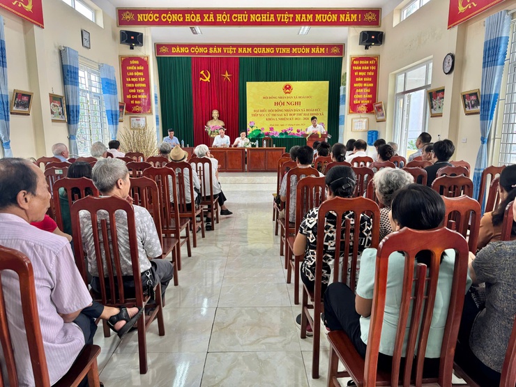 Tin tổng hợp: Đại biểu HĐND xã Hoài Đức tiếp xúc cử tri sau kỳ họp thứ 2 HĐND xã khóa I, nhiệm kỳ 2021-2026- Ảnh 3. Tin tổng hợp: Đại biểu HĐND xã Hoài Đức tiếp xúc cử tri sau kỳ họp thứ 2 HĐND xã khóa I, nhiệm kỳ 2021-2026- Ảnh 3.