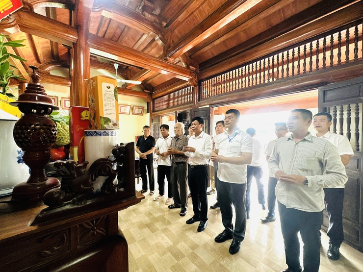 XÃ THIÊN LỘC TỔ CHỨC ĐOÀN ĐI THĂM, TẶNG QUÀ ĐỐI TƯỢNG NGƯỜI HOẠT ĐỘNG KHÁNG CHIẾN BỊ ĐỊCH BẮT TÙ ĐÀY NHÂN DỊP 80 NĂM QUỐC KHÁNH 2/9- Ảnh 12.