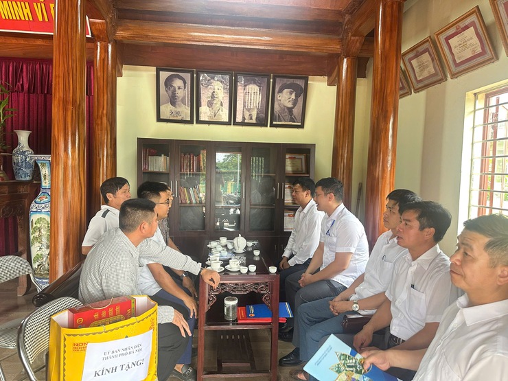 XÃ THIÊN LỘC TỔ CHỨC ĐOÀN ĐI THĂM, TẶNG QUÀ ĐỐI TƯỢNG NGƯỜI HOẠT ĐỘNG KHÁNG CHIẾN BỊ ĐỊCH BẮT TÙ ĐÀY NHÂN DỊP 80 NĂM QUỐC KHÁNH 2/9- Ảnh 16.