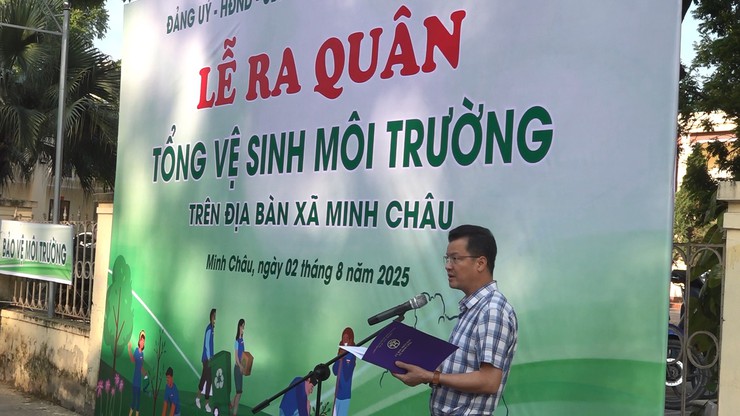 Xã Minh Châu ra quân tổng vệ sinh môi trường chào mừng Đại hội Đảng bộ xã lần thứ I, nhiệm kỳ 2025–2030- Ảnh 1.
