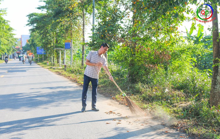 Sôi nổi Lễ ra quân tổng vệ sinh môi trường, trồng hoa cây xanh tại xã Quốc Oai- Ảnh 15.