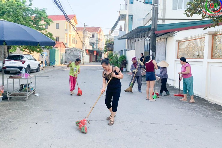 Sôi nổi Lễ ra quân tổng vệ sinh môi trường, trồng hoa cây xanh tại xã Quốc Oai- Ảnh 27.