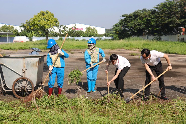 Xã Thuận An phát động Phong trào thi đua “Sáng - Xanh - Sạch - Đẹp”- Ảnh 3.